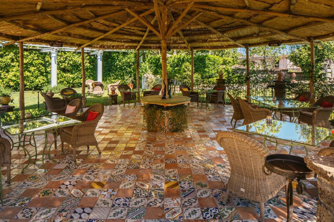 Boutique Hotel Don Alfonso 1890 SantʼAgata sui Due Golfi Екстериор снимка
